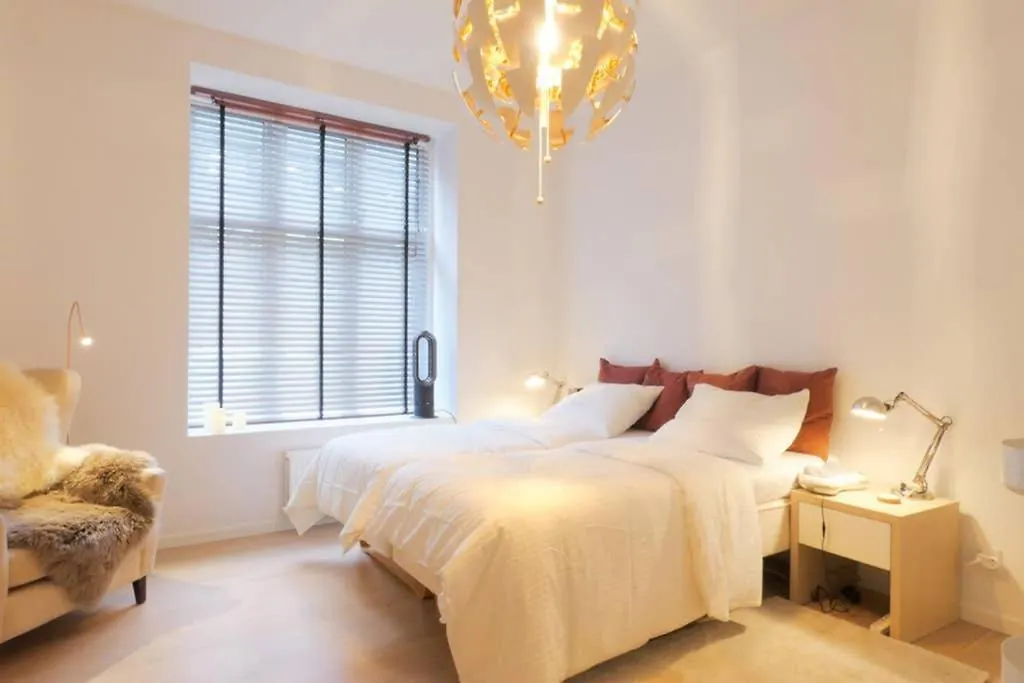 Exquisite Apartment, Most Convenient Location, Apt 5. Kopenhagen Apartment
